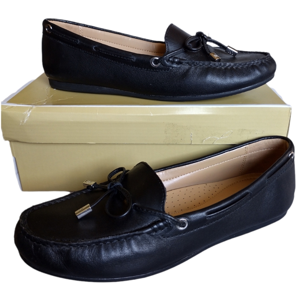 MICHAEL  KORS Women's Sutton Moccasin Flat Loafers